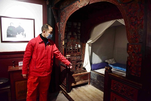 1617094960709163.jpg 图3:朱德父母的卧室,让党员不舍离开.jpg