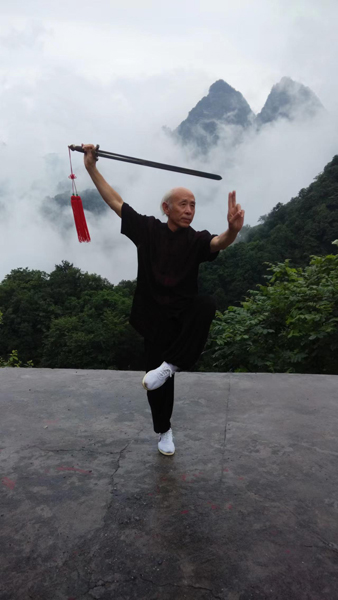 1719556534538329.jpg 70baf34bb9dbcfa11990173d3a09595.jpg